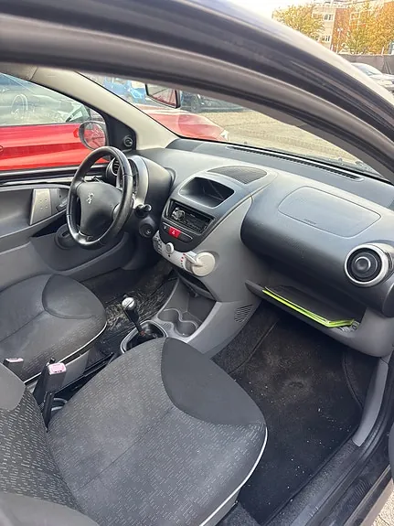 Peugeot 107 2009 photo 5