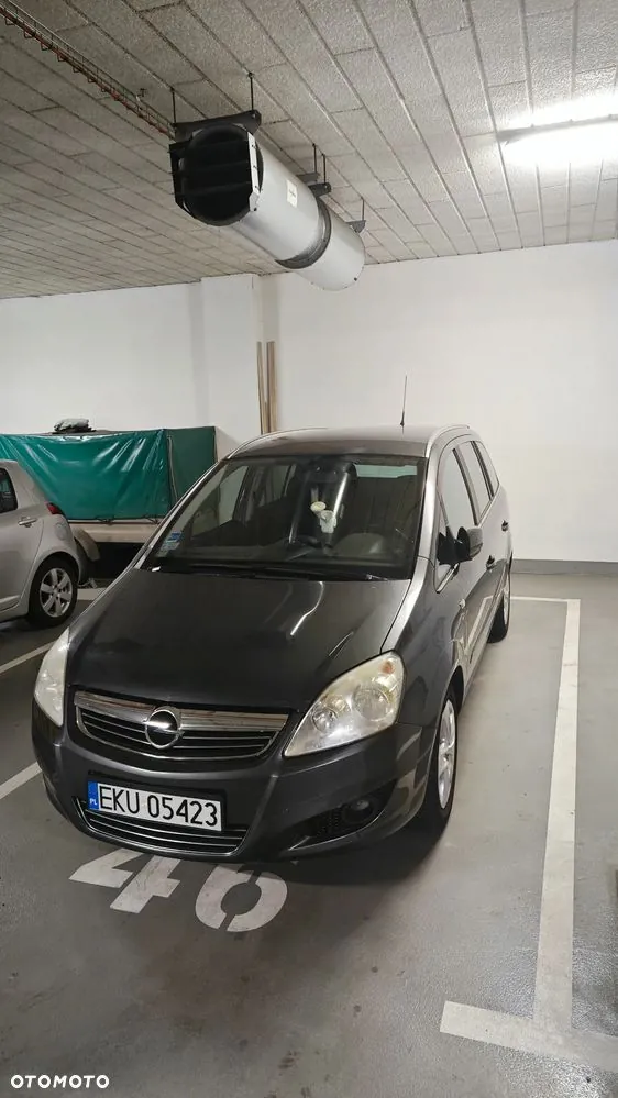 Opel Zafira 2012 photo 3