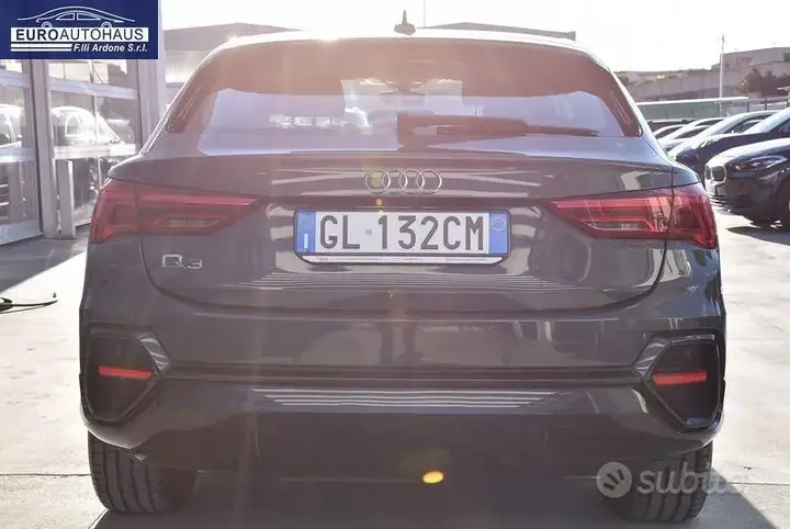 Audi Q3 2022 photo 5