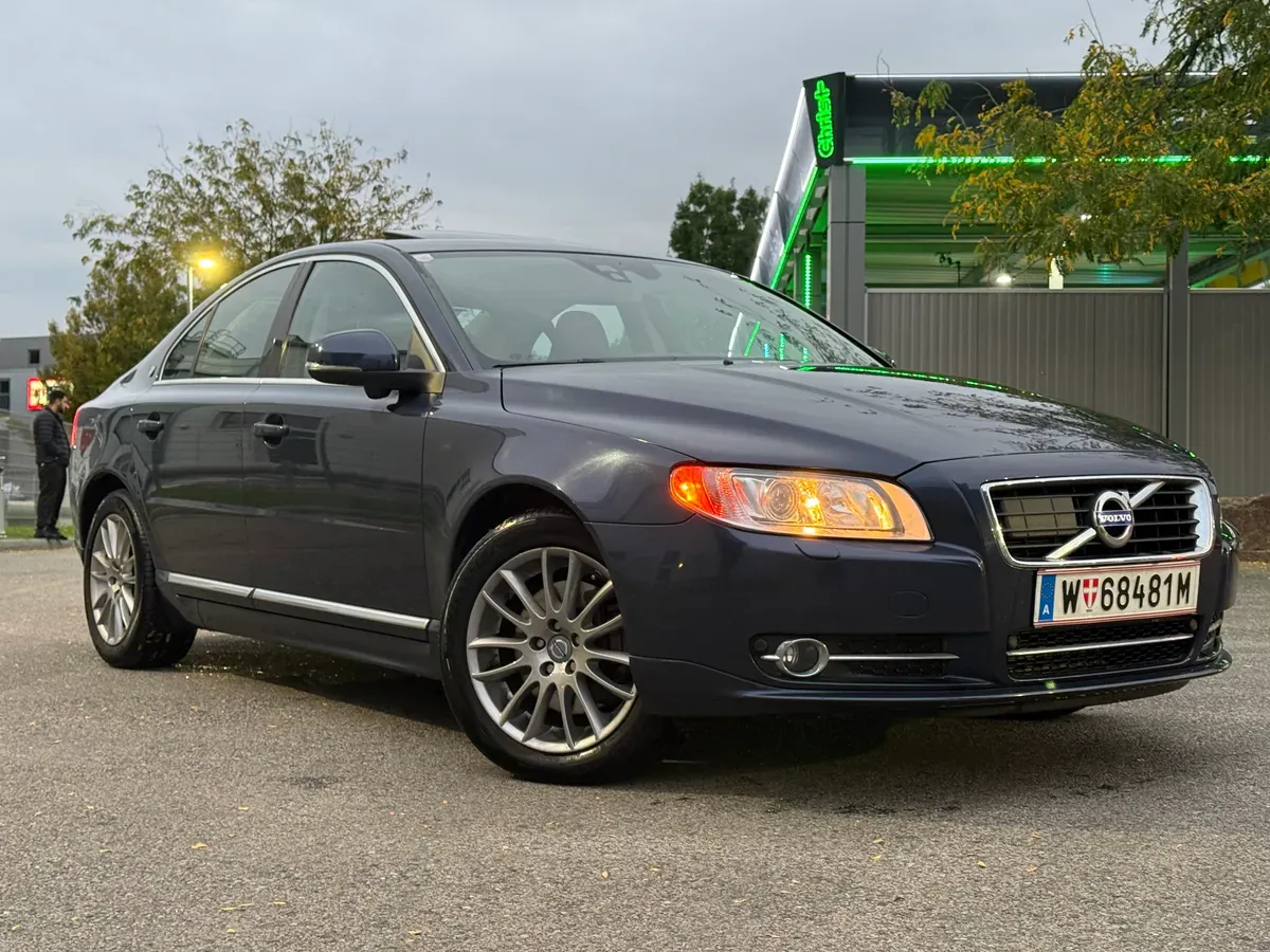 Volvo S80 2012 photo 2