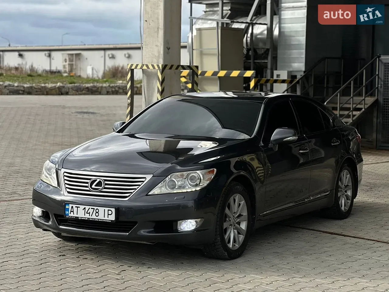 Lexus Ls 2010 photo 4