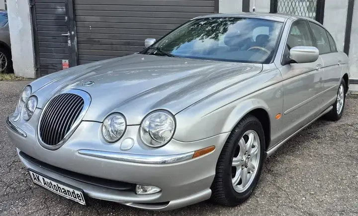 Jaguar S-Type