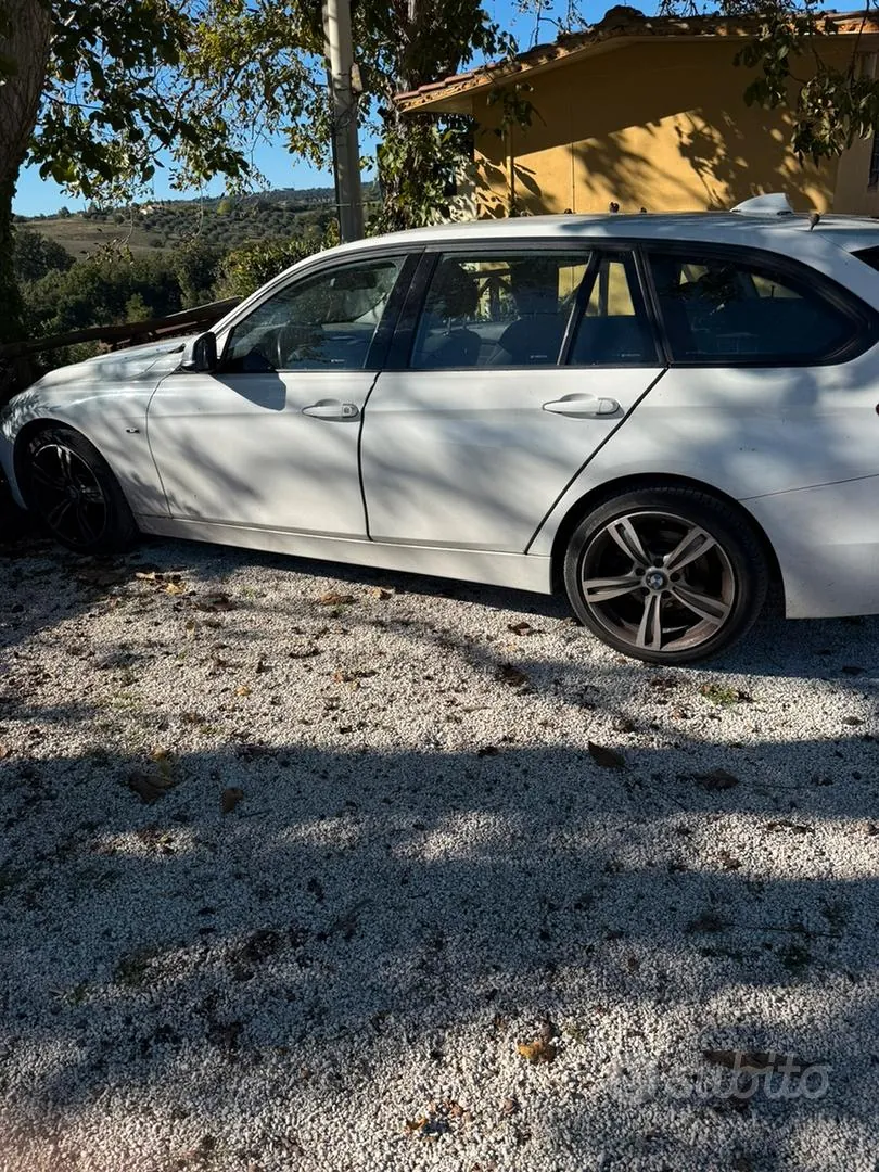 BMW 3 Series 2013 photo 3