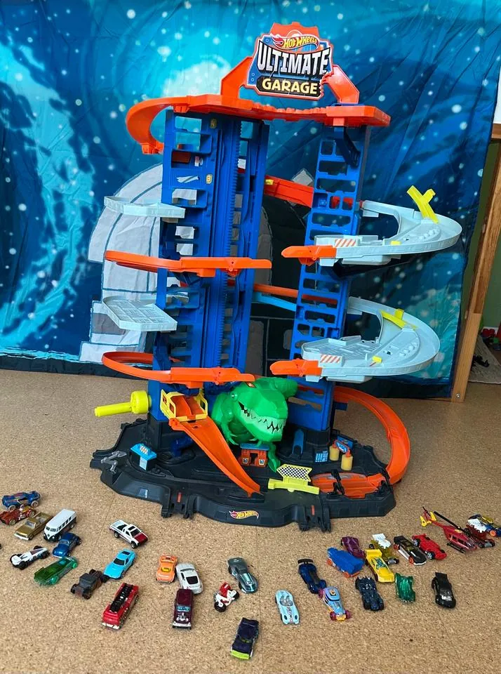 Hot Wheels Ultimate Garage