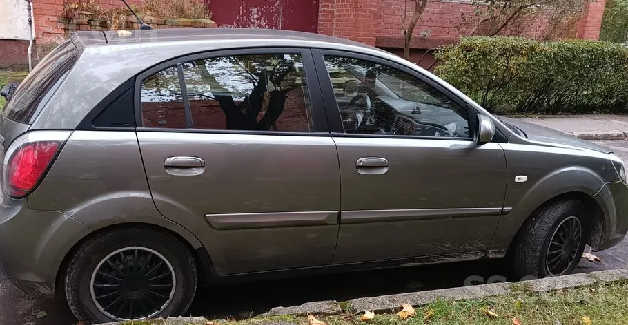 Kia Rio 2011 photo 4
