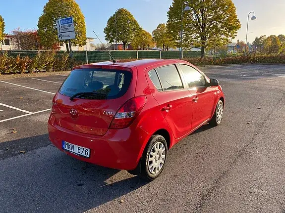 Hyundai I20 2012 photo 3