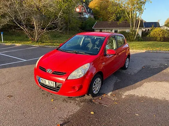 Hyundai I20 2012 photo 2