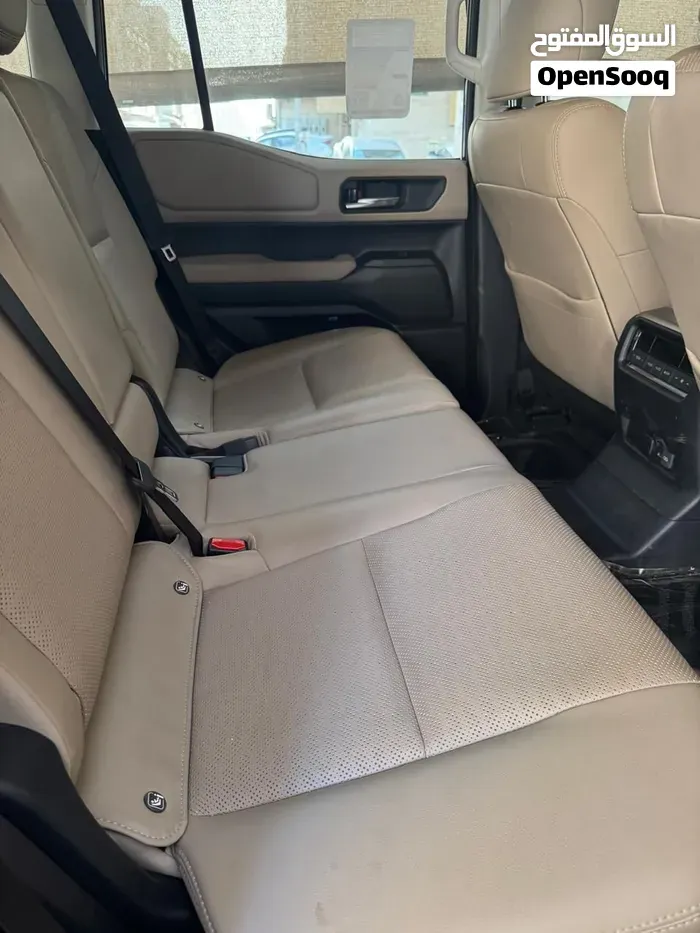 Toyota Prado 2024 photo 3