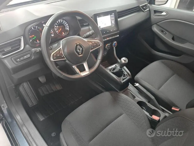 Renault Clio 2022 photo 2
