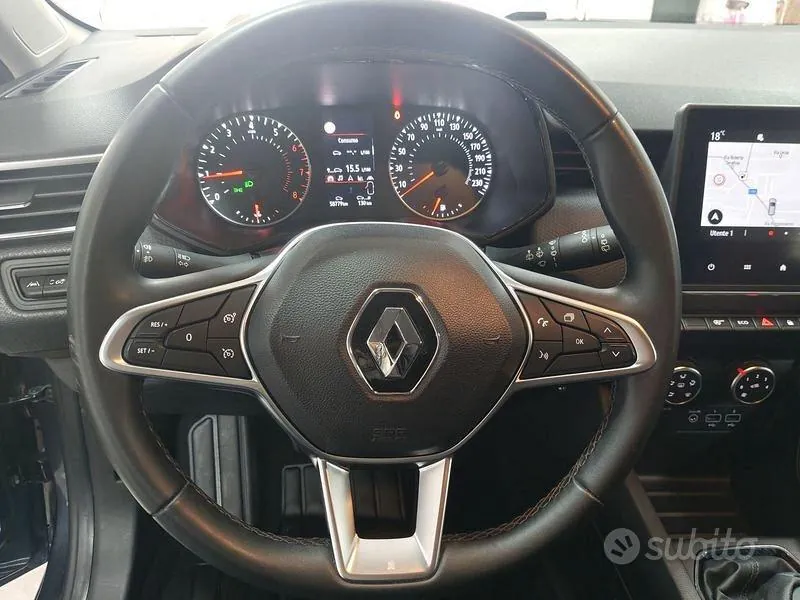 Renault Clio 2022 photo 4