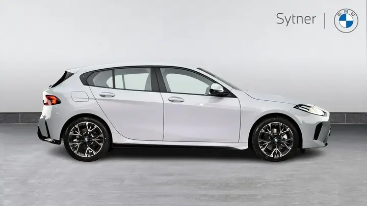 BMW 1 Series 2026 photo 3