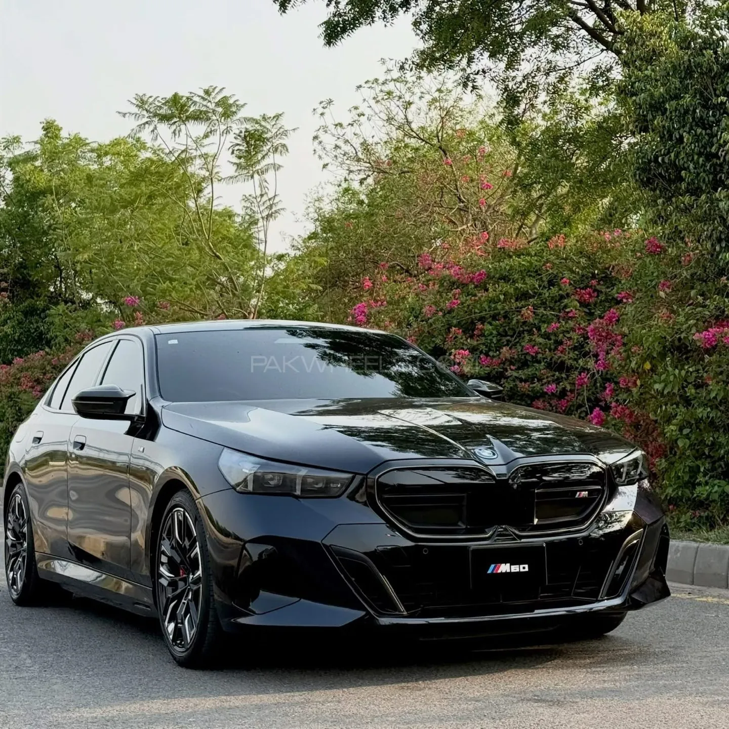 BMW I5