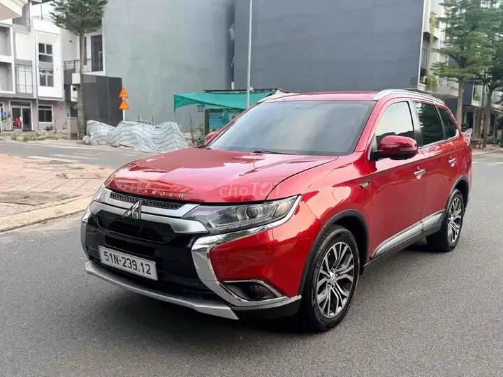 Mitsubishi Outlander 2019 photo 2