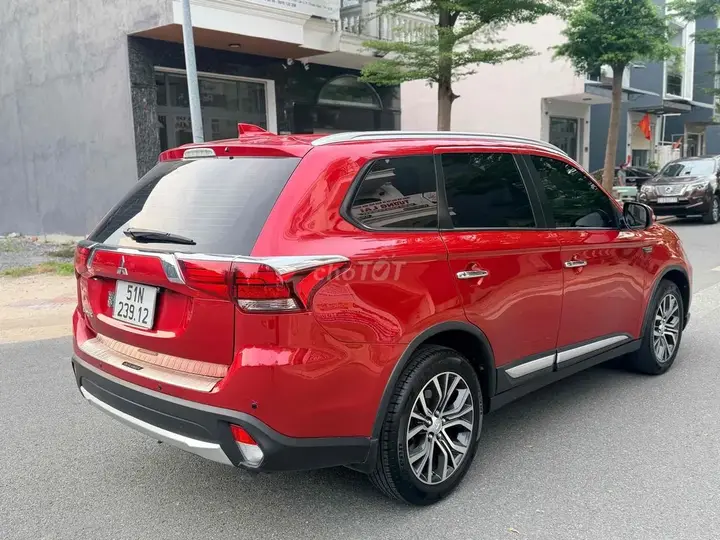 Mitsubishi Outlander 2019 photo 4