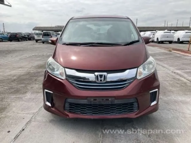 Honda Freed 2015 photo 5