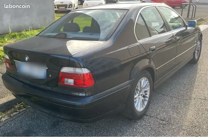 BMW Série 5 2000 photo 2