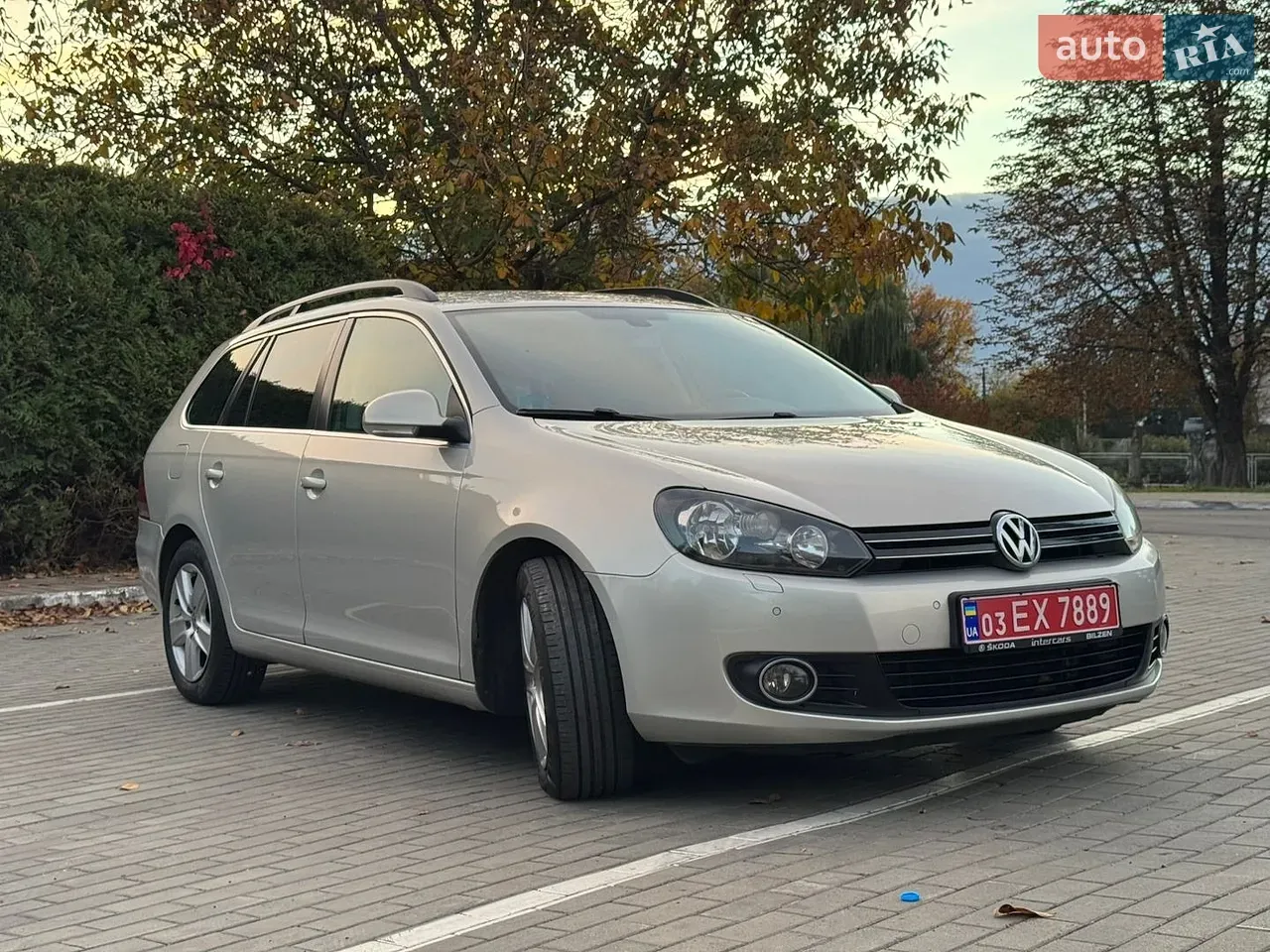 Volkswagen Golf 2010 photo 3