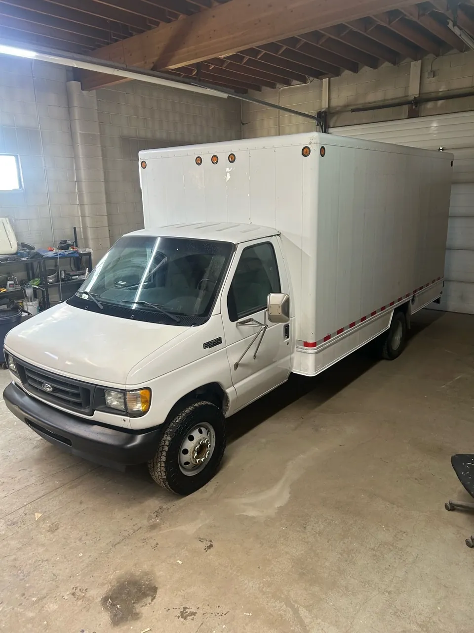 Ford E350