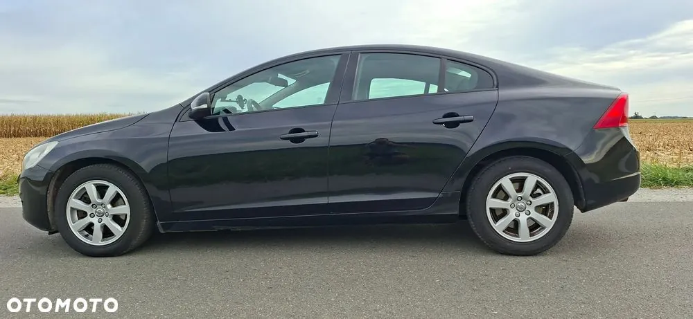 Volvo S60 2013 photo 3