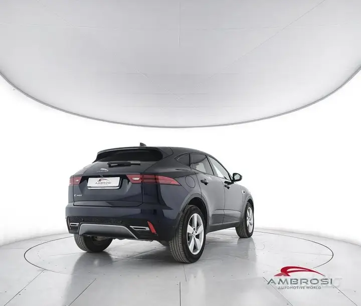 Jaguar E-Pace 2023 photo 3