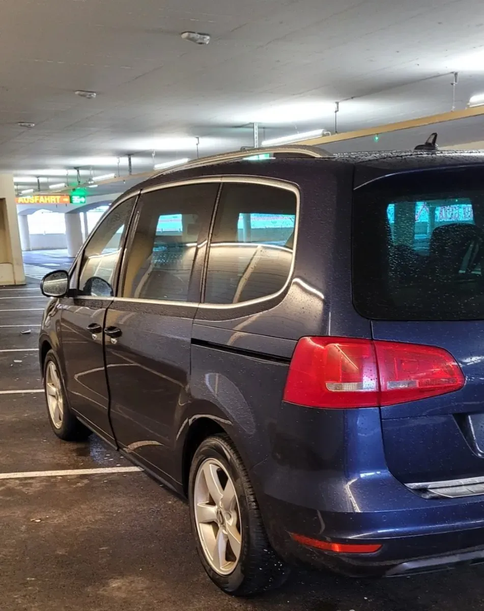 Volkswagen Sharan 2014 photo 2