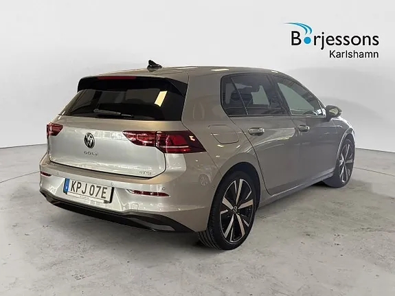 Volkswagen Golf I 2026 photo 3