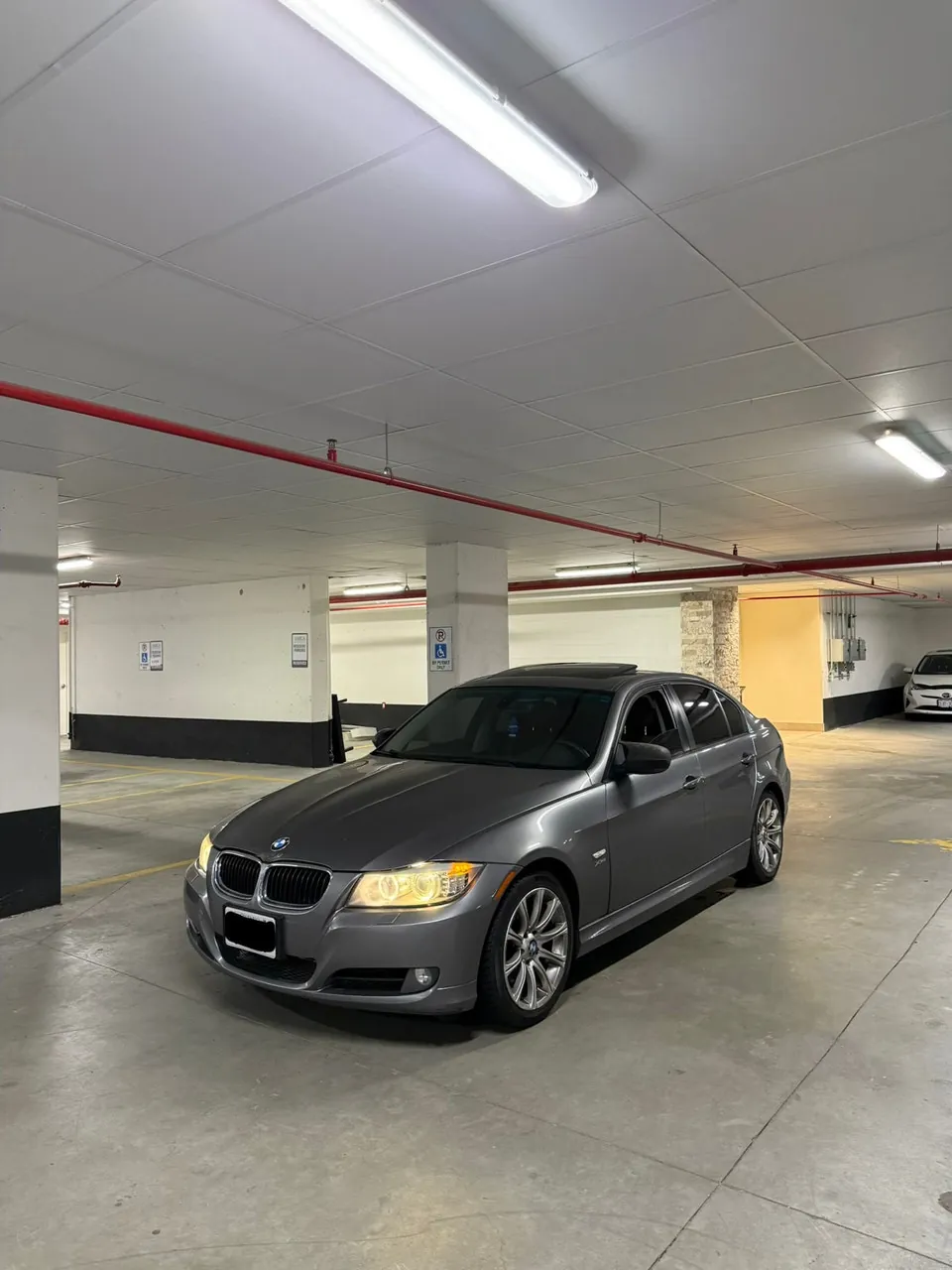 BMW 328I
