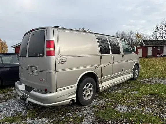 GMC Savana 2005 photo 4