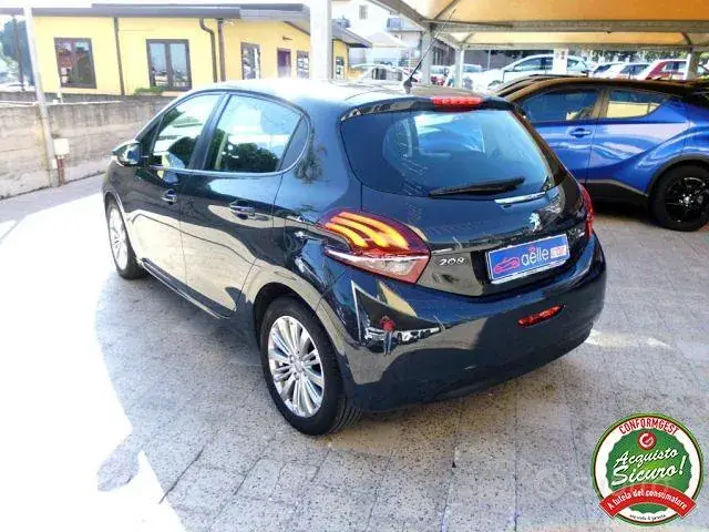 Peugeot 208 2016 photo 5