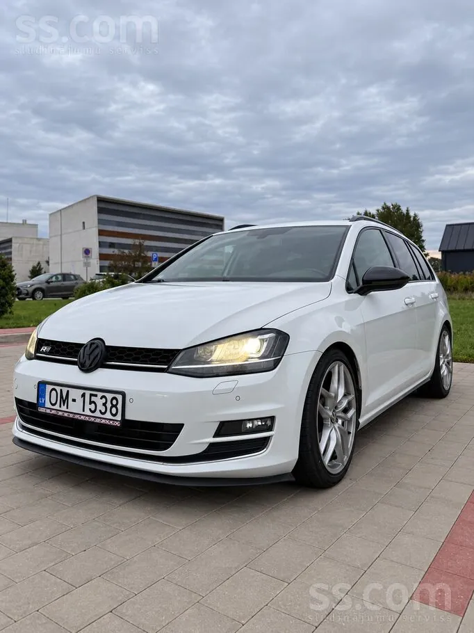 Volkswagen Golf 7 2015 photo 2