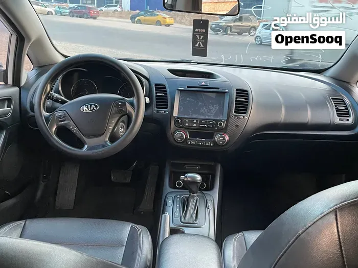 Kia Cerato 2012 photo 3