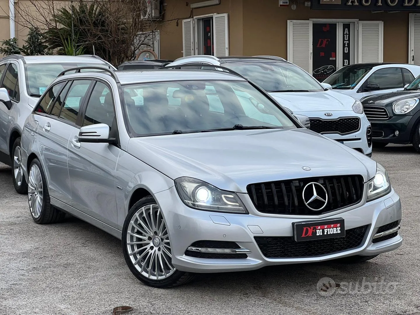 Mercedes-Benz C 2011 photo 3