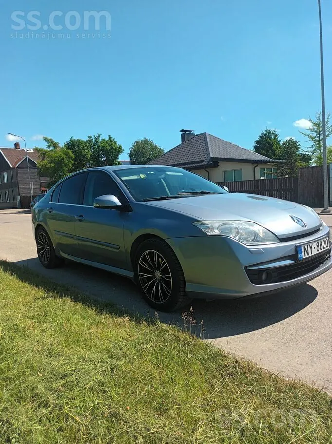 Renault Laguna 2008 photo 3