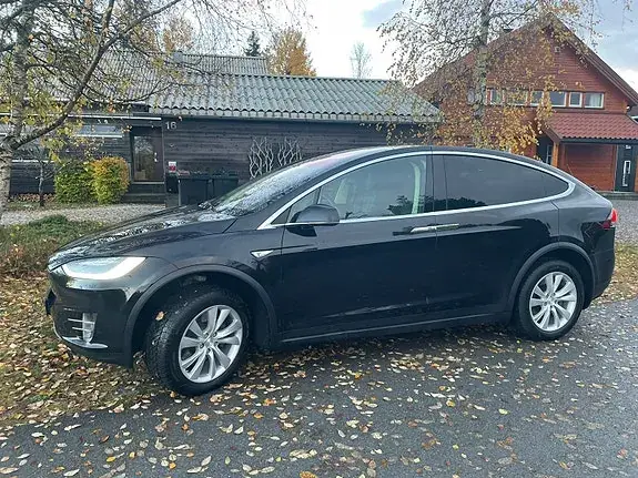 Tesla Model X 2016 photo 2