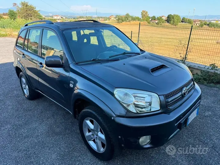 Toyota Rav4 2005 photo 2