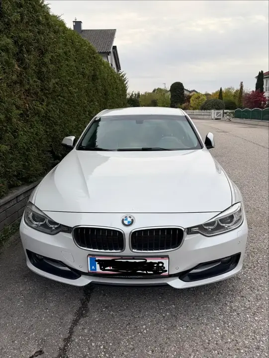 BMW 318D 2014 photo 3