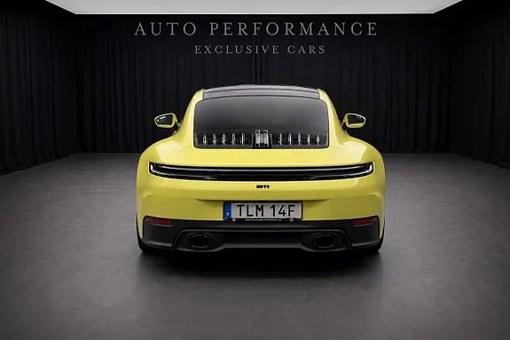 Porsche 911 2025 photo 4