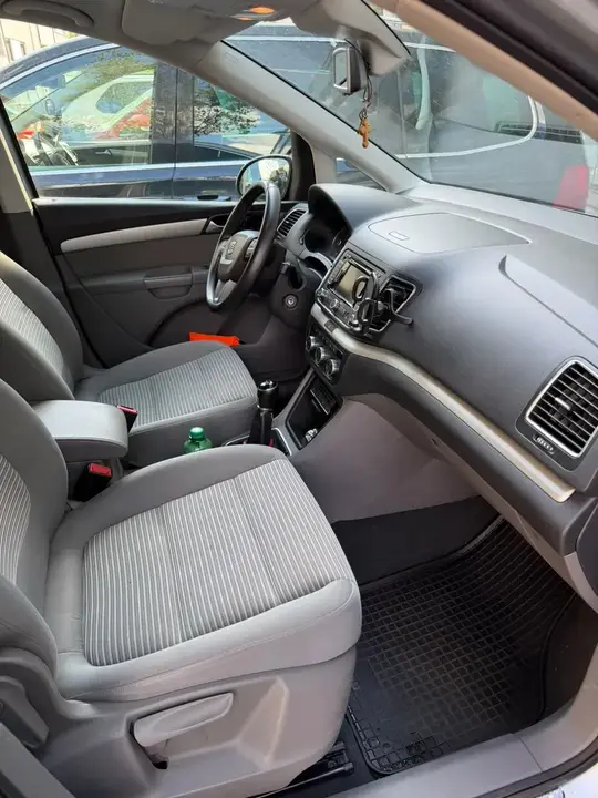 Seat Alhambra 2013 photo 3
