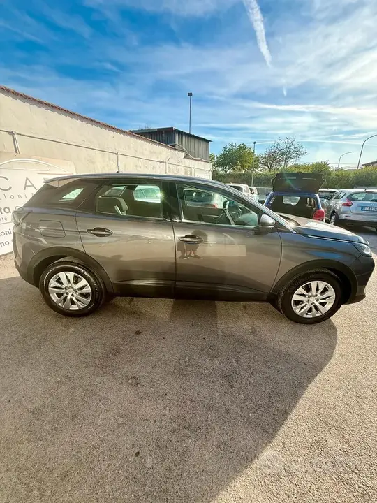 Peugeot 3008 2022 photo 4