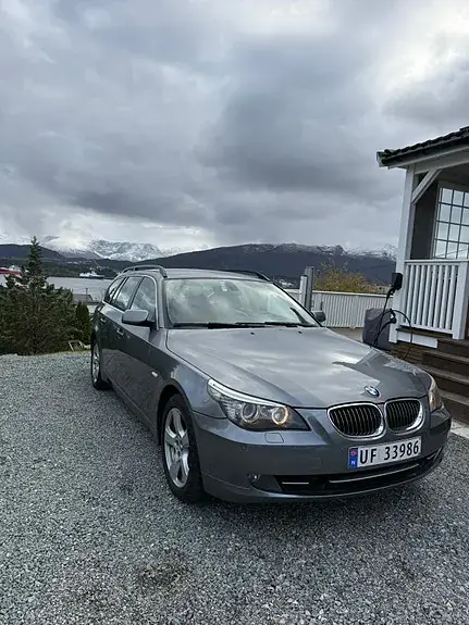 BMW 530Xd 2007 photo 2