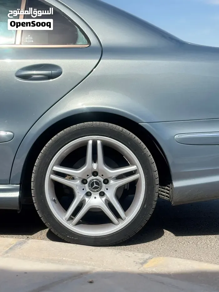 Mercedes-Benz E-Class 2008 photo 5
