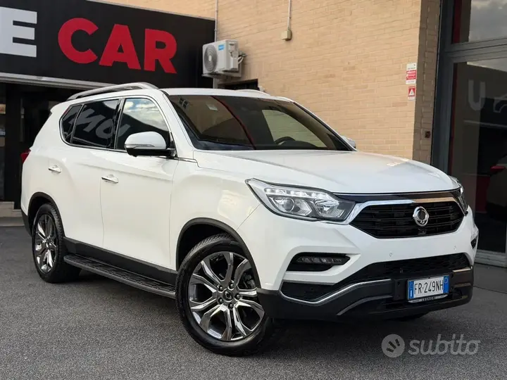 KG Mobility Rexton