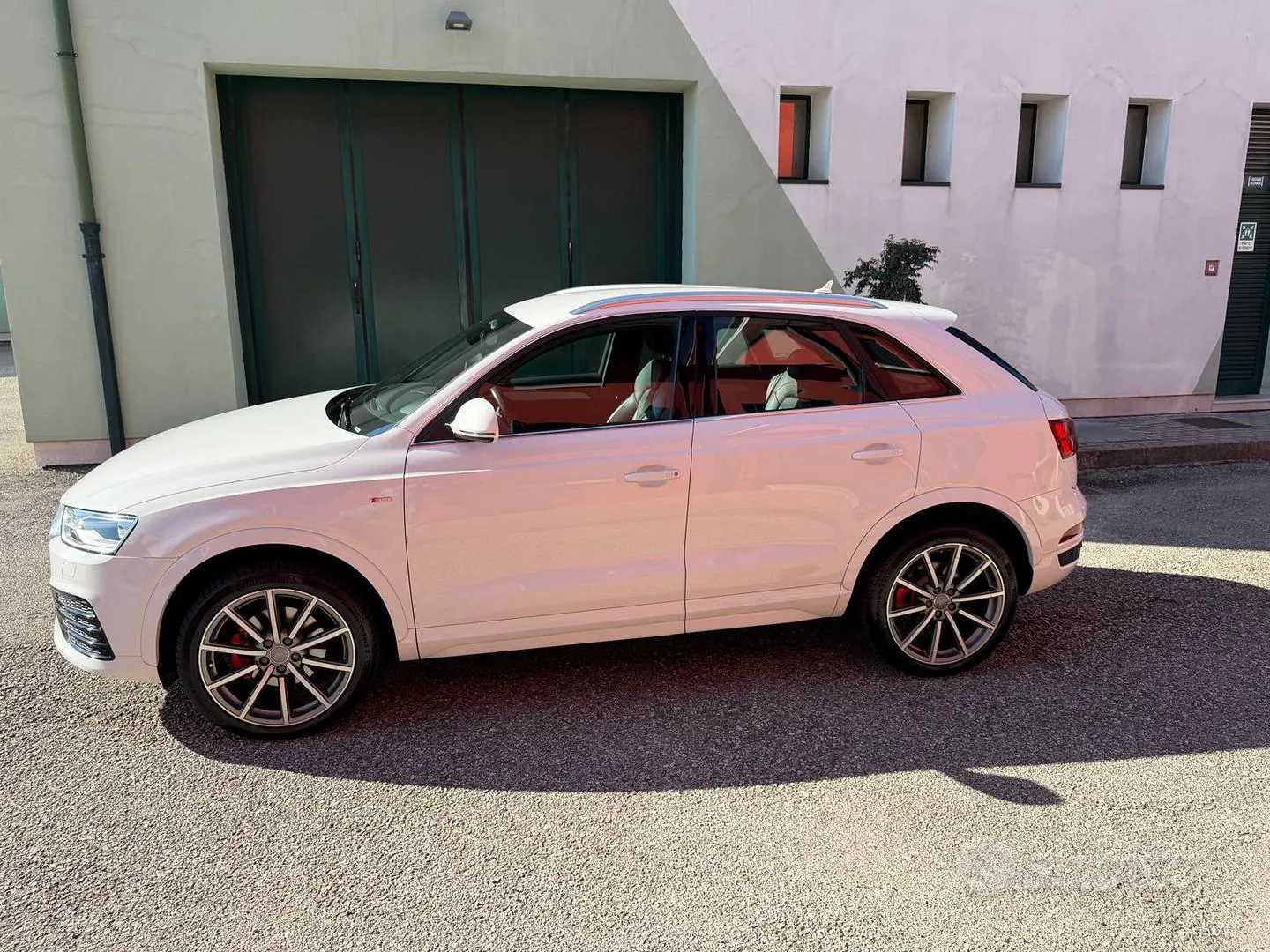 Audi Q3 2015 photo 4