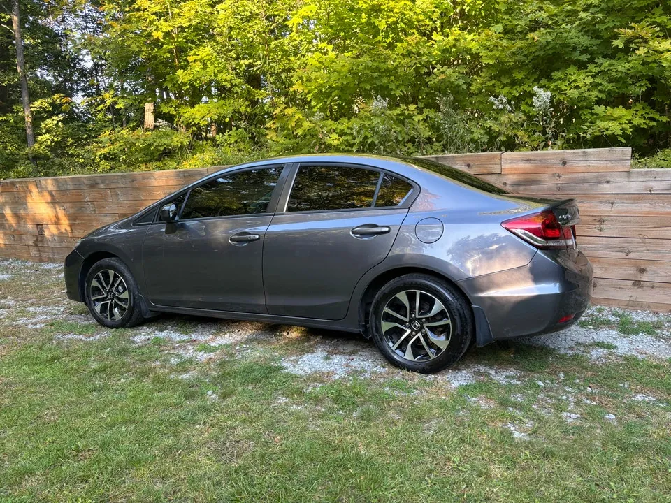 Honda Civic 2015 photo 5