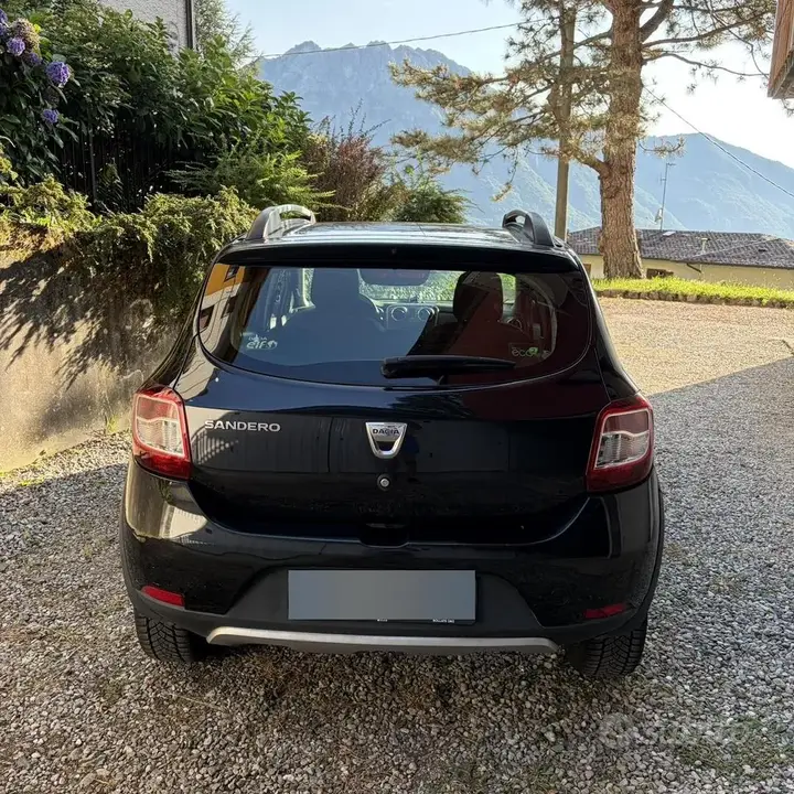 Dacia Sandero 2013 photo 2
