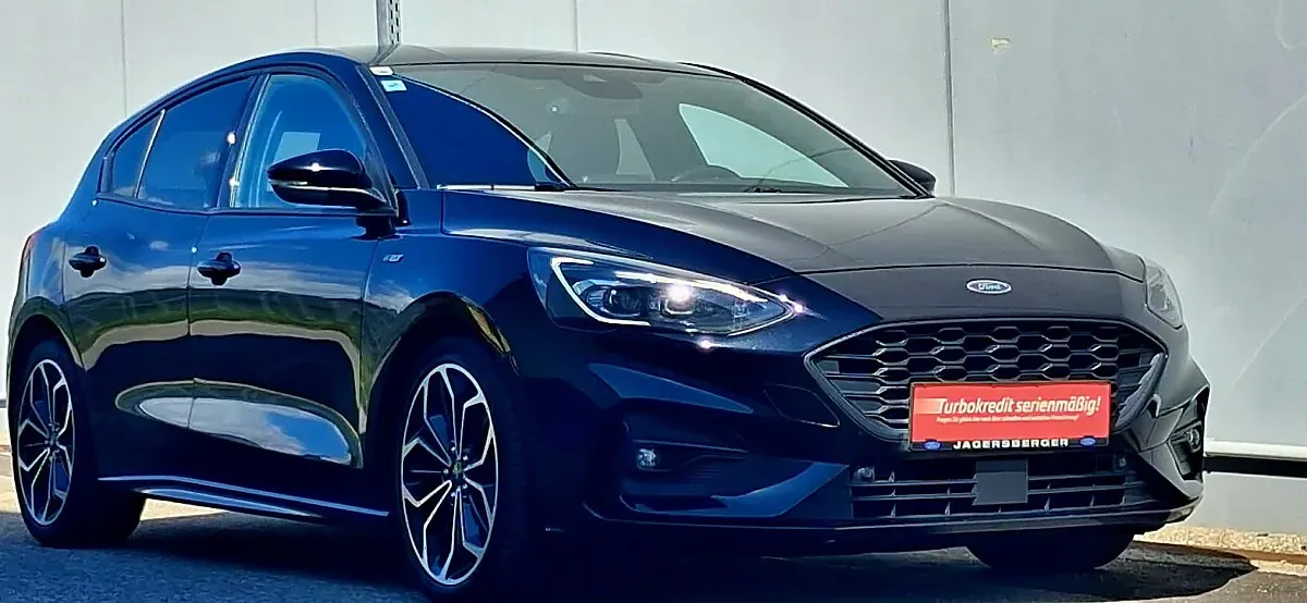 Ford Focus 2021 photo 3