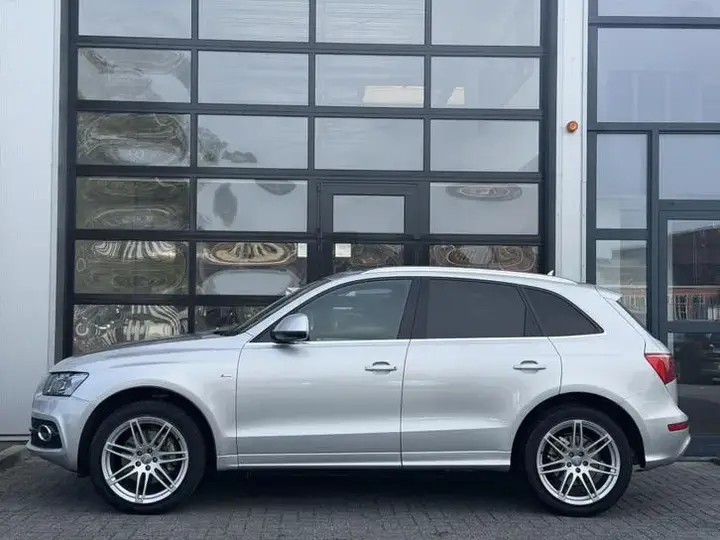 Audi Q5 2009 photo 4