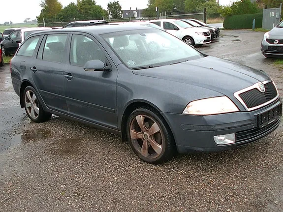 Skoda Octavia 2008 photo 3