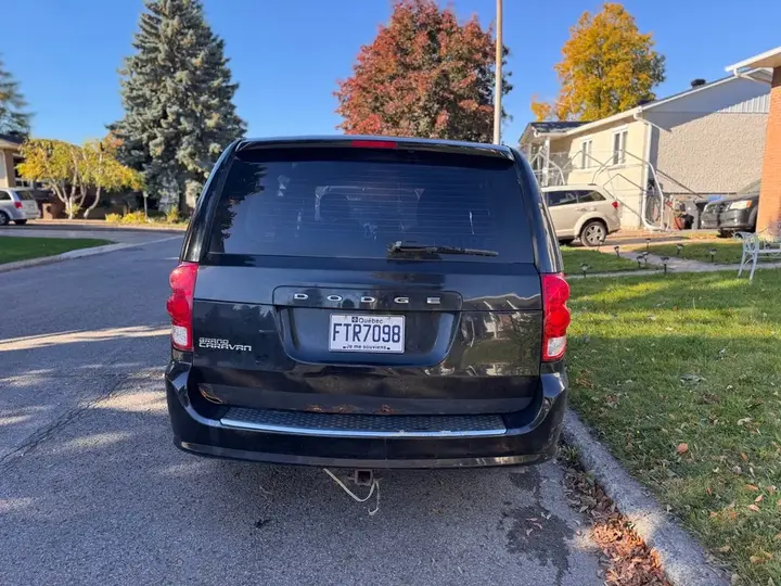 Dodge Grand Caravan 2014 photo 3
