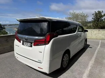 Toyota Alphard 2018 photo 3